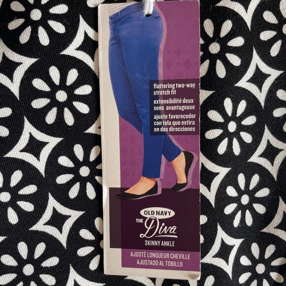 Old Navy The Diva Skinny Ankle Black White Flower Print Stretch Fit Pants 12R - Picture 11 of 15